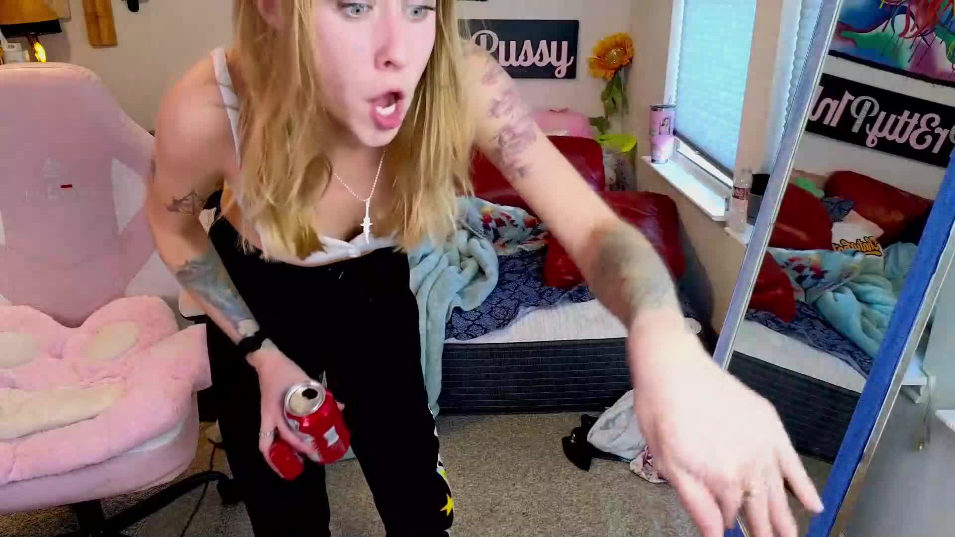 pr3ttyp1nkpussy 2025-12-22 18:00:04
