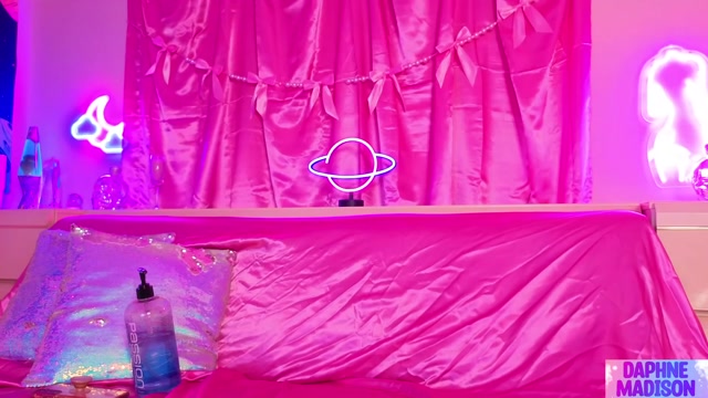 daphnemadison 2026-02-19 01:15:11 — 1080p video