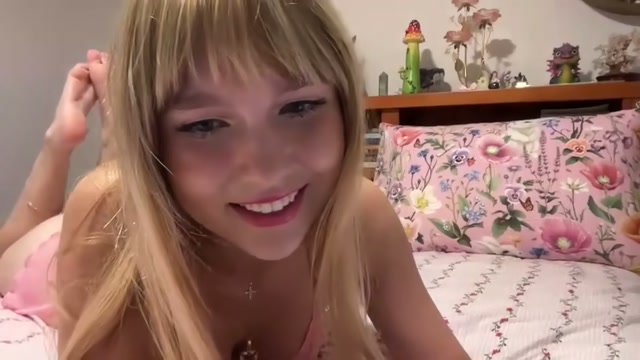 kittengirlxo 2026-03-29 12:28:31 — 480p video