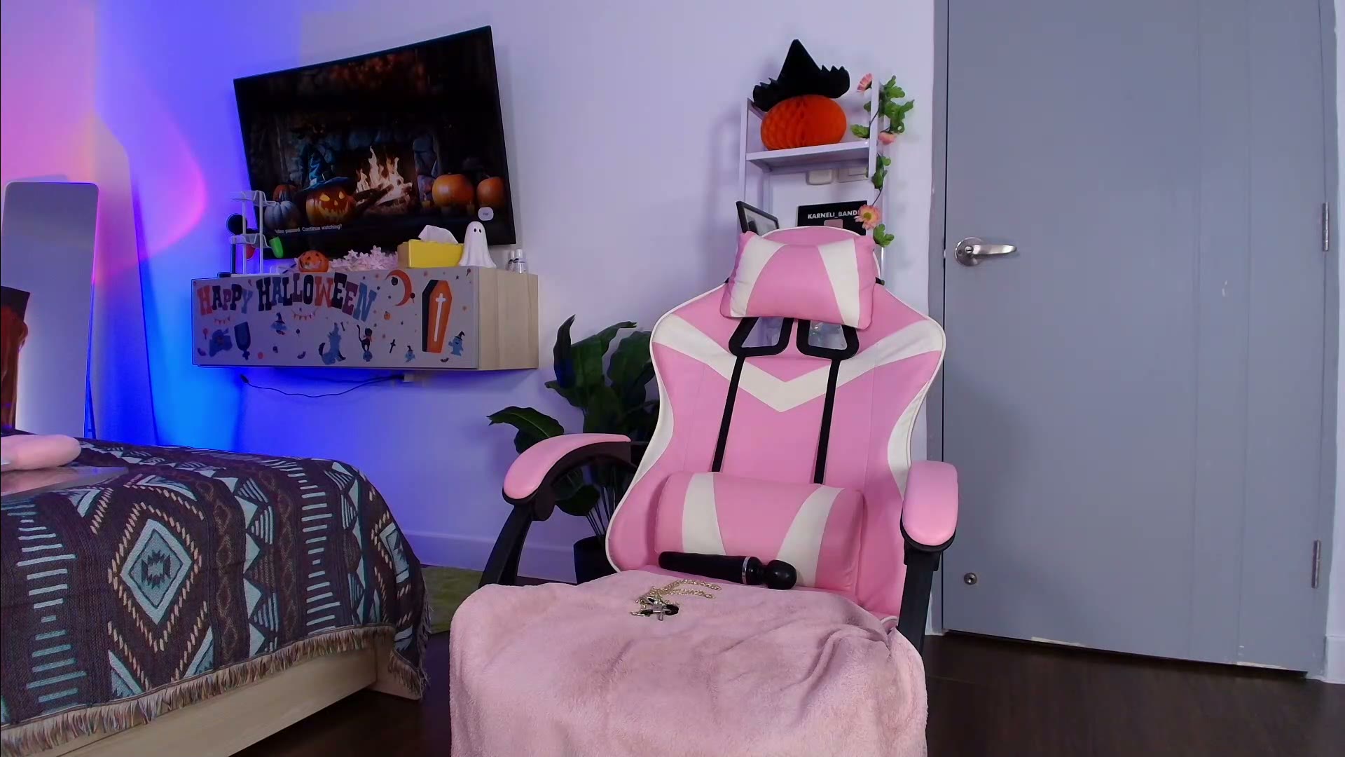 juicyshow 2026-05-13 01:44:40 — 1080p video
