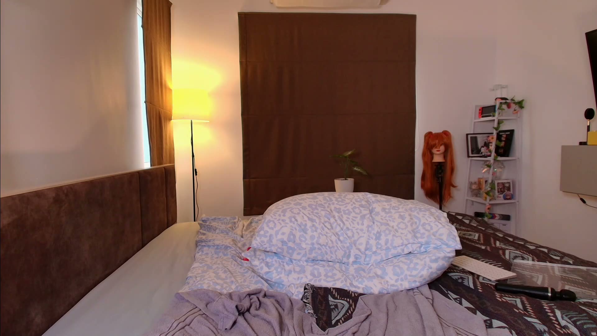 juicyshow 2026-05-20 12:13:37 — 1080p video