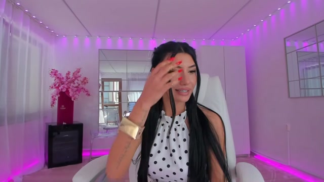 miss_diamond__ 2026-05-26 11:33:24 — 1080p video