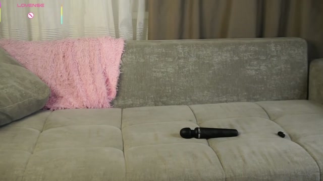 roxanelan 2026-06-03 18:16:14 — 1080p video