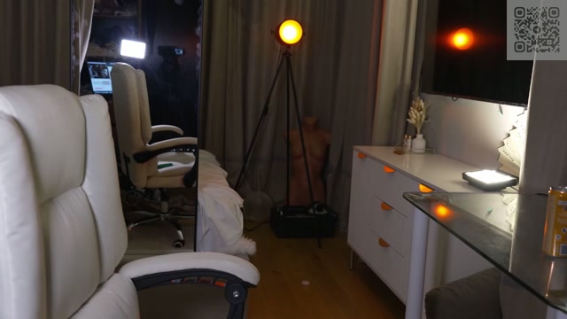 endlessmia 2026-06-28 02:43:00 — 720p video