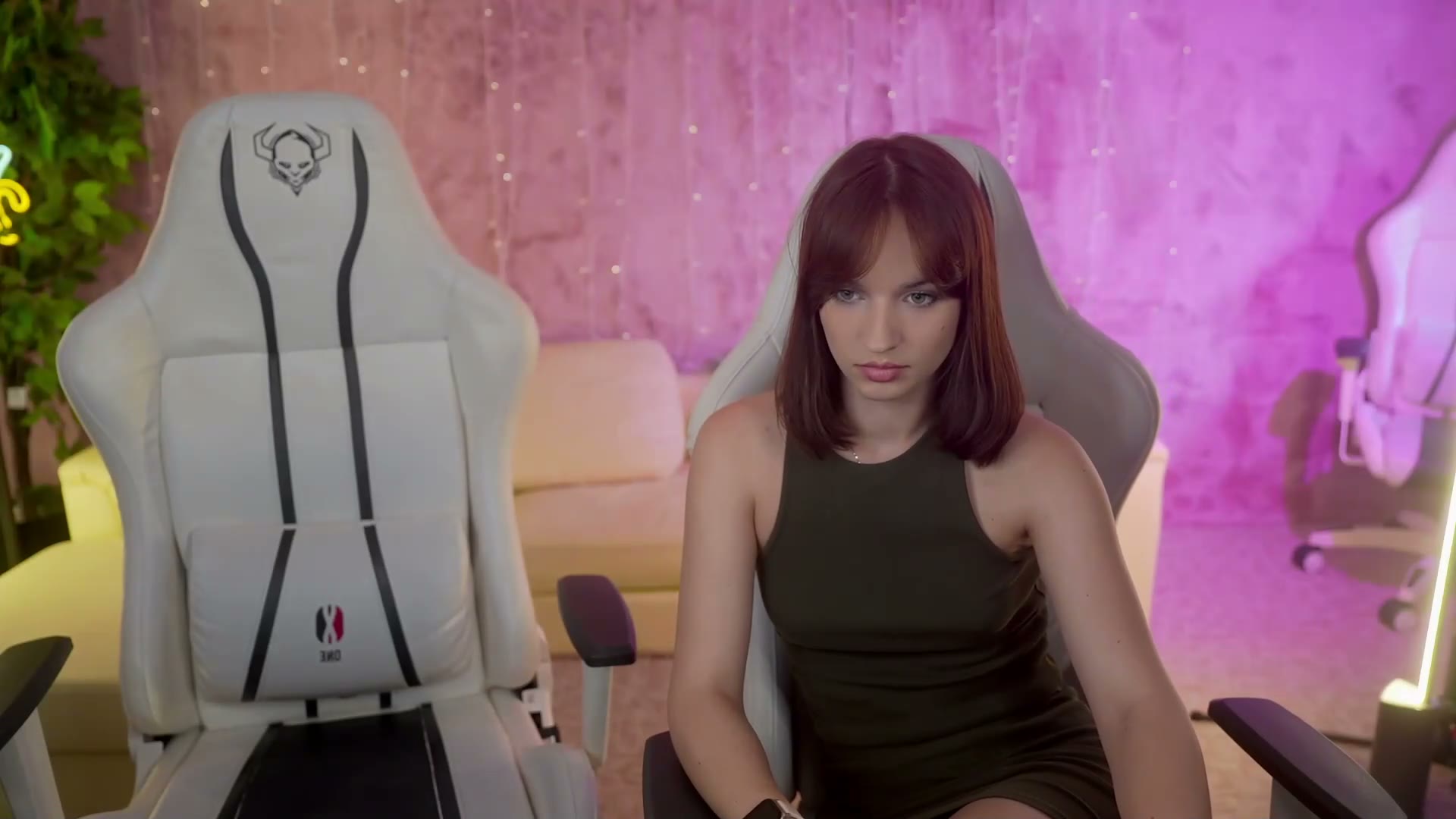 anabel054 2026-10-19 23:25:18 — 16 min · 1080p video