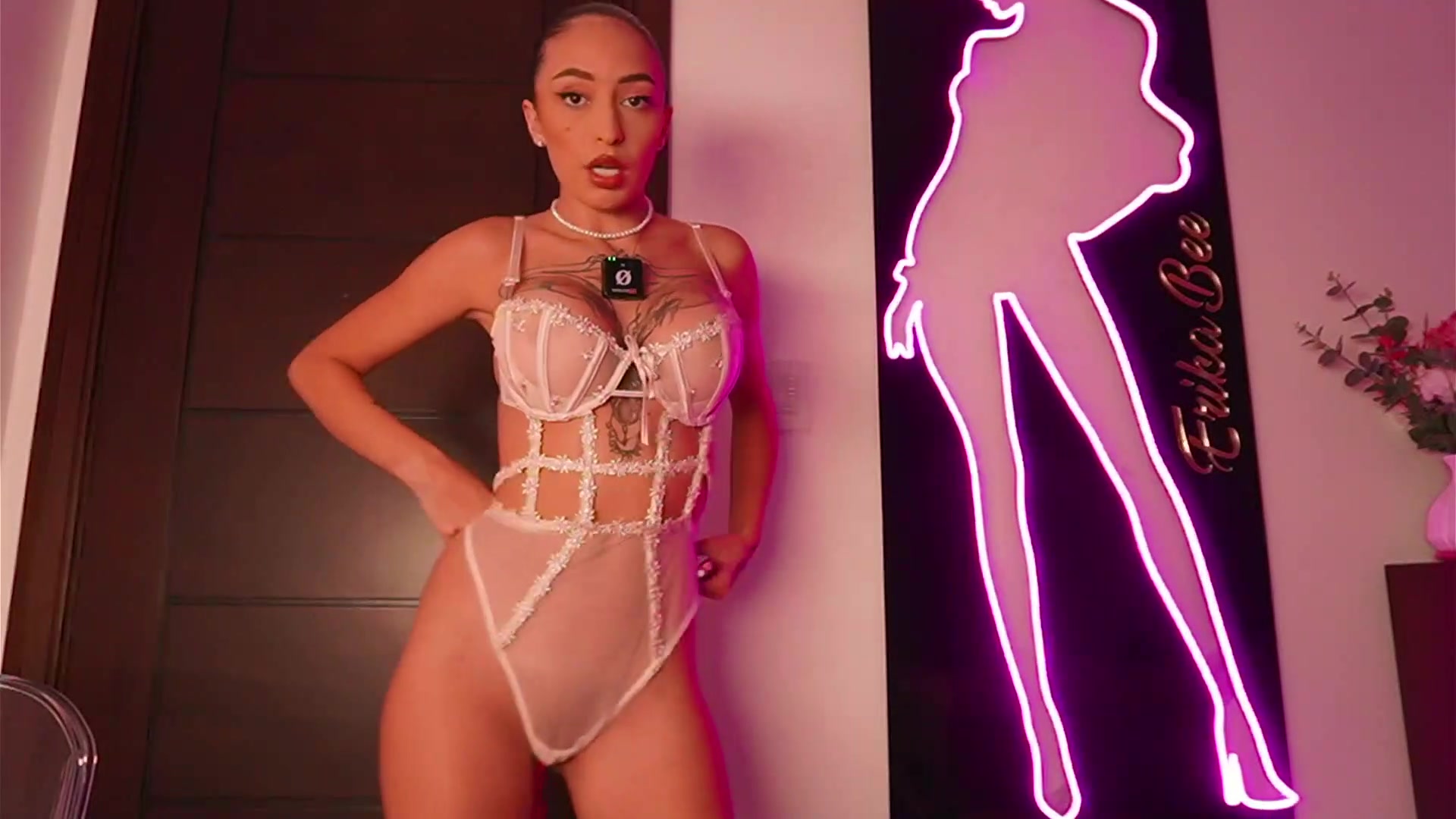 erikabee 2025-11-19 22:04:16