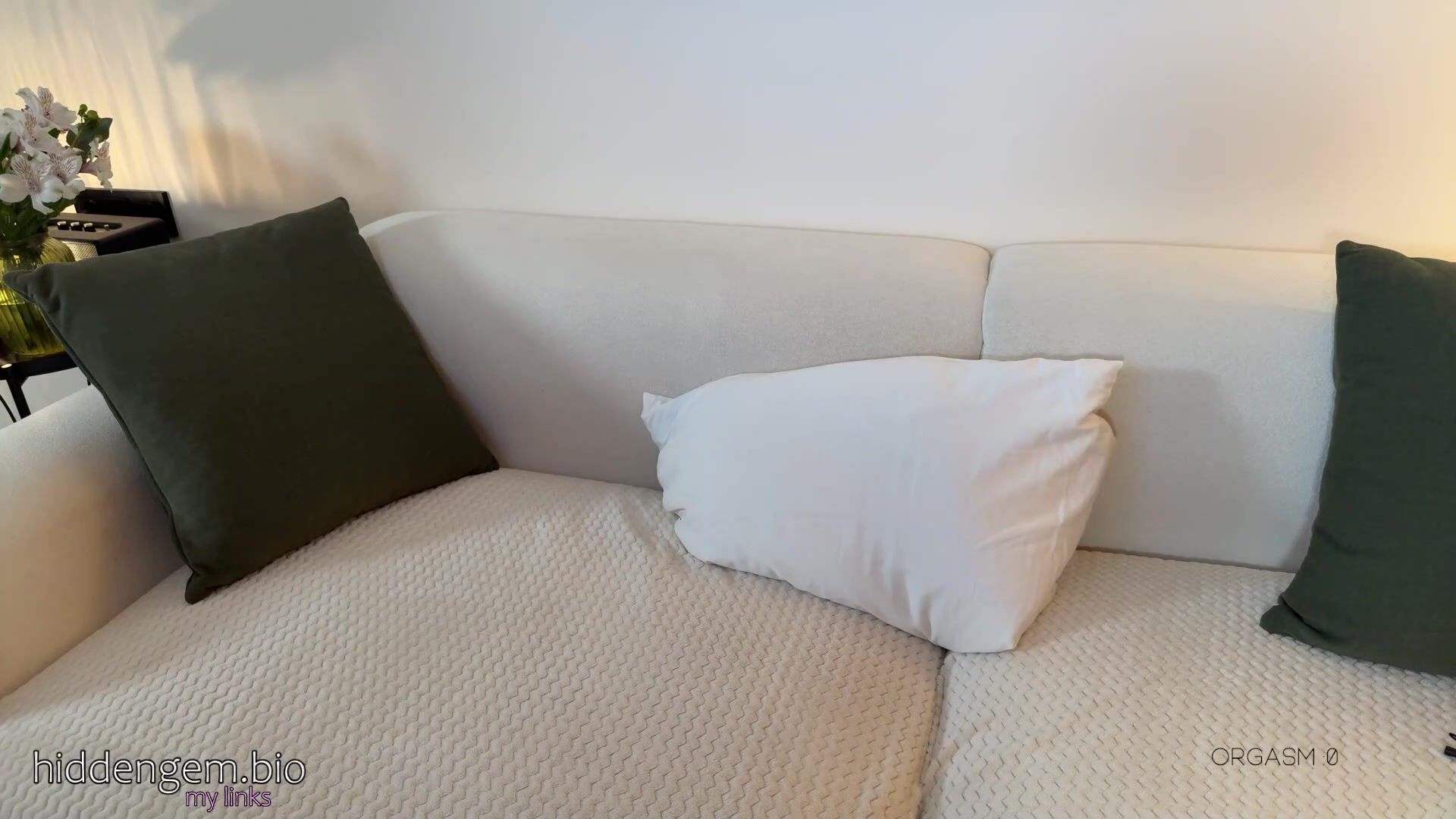 _hidden_gem_ 2025-11-03 17:28:02