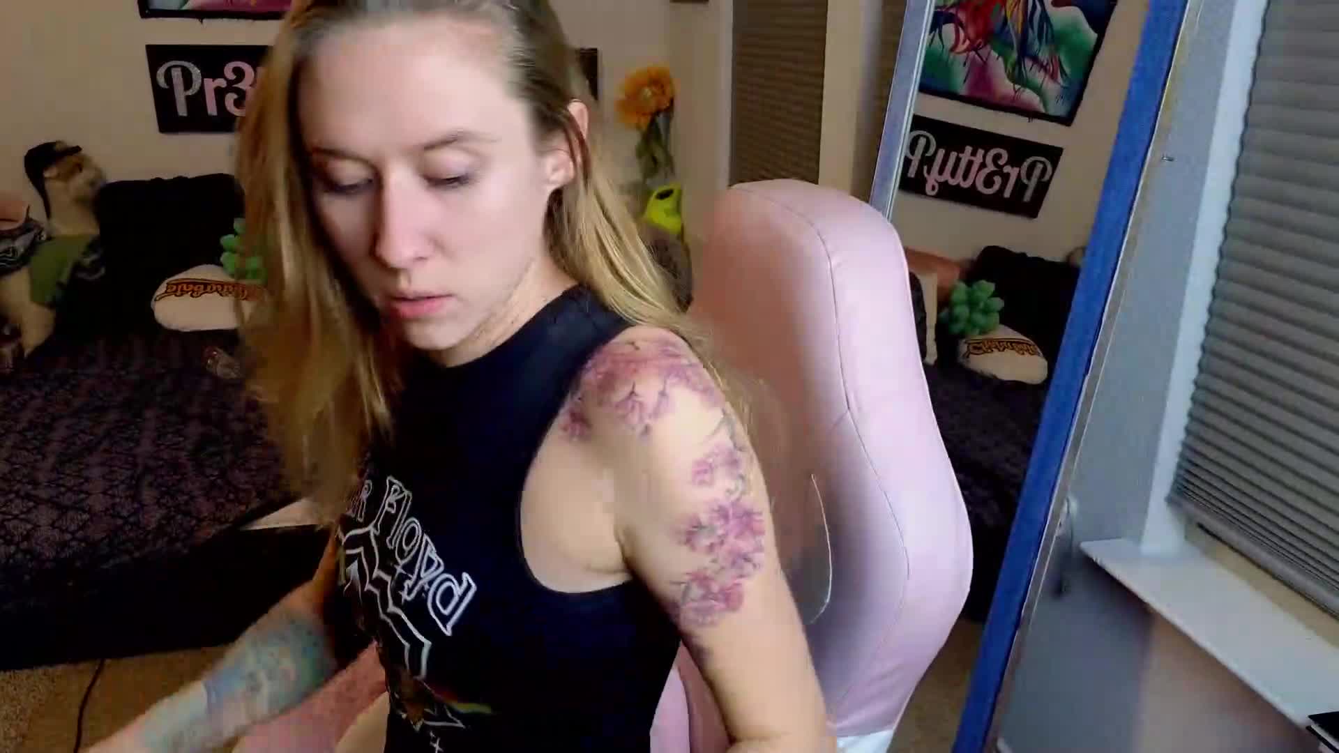 pr3ttyp1nkpussy 2025-10-31 05:12:25