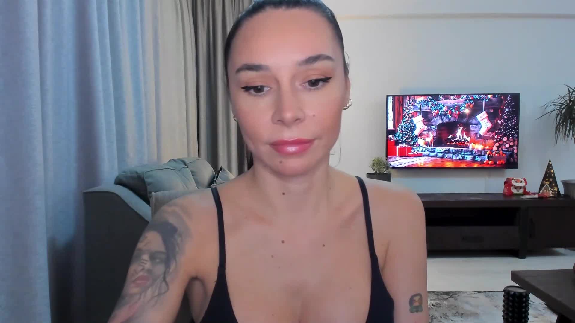 sensualbettty 2025-12-12 14:44:38