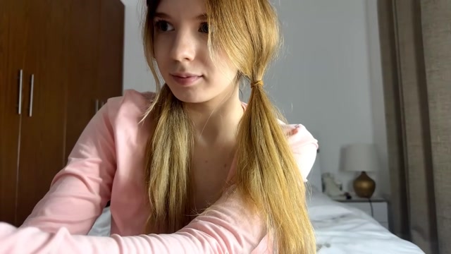 chloe_show 2026-02-15 15:52:20