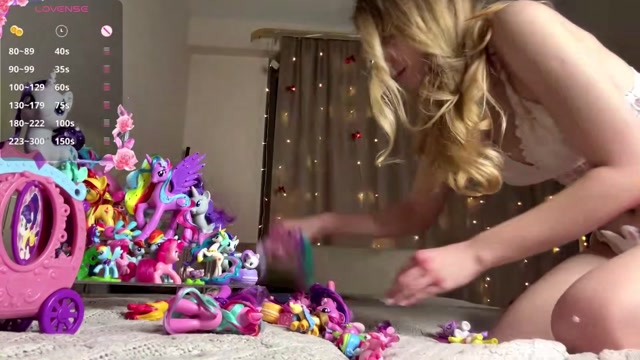 chloe_show 2026-04-06 00:03:23