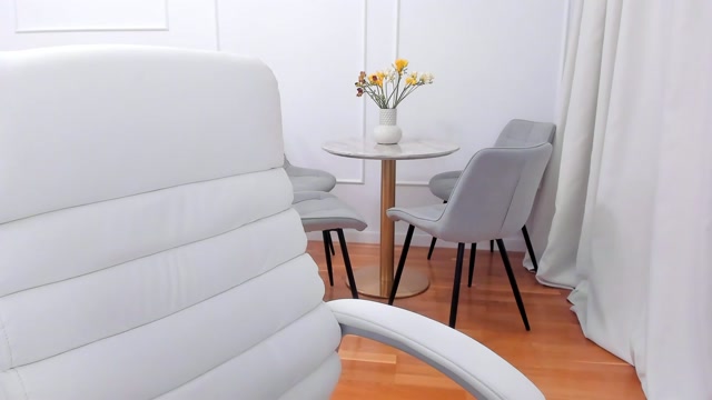 sensualbettty 2026-04-20 18:18:58